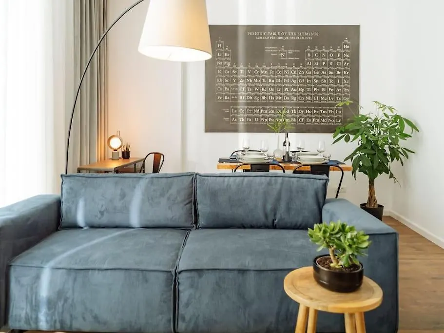 Central 2 Apartment - New Building & Parking Бухарест